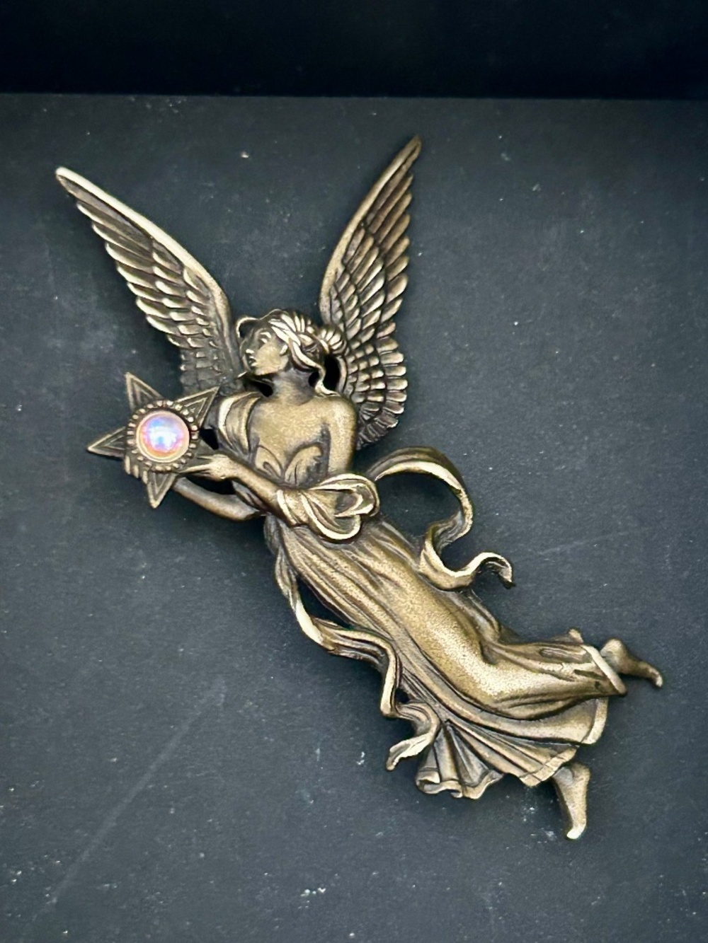 Vintage JJ Jonette brooch
